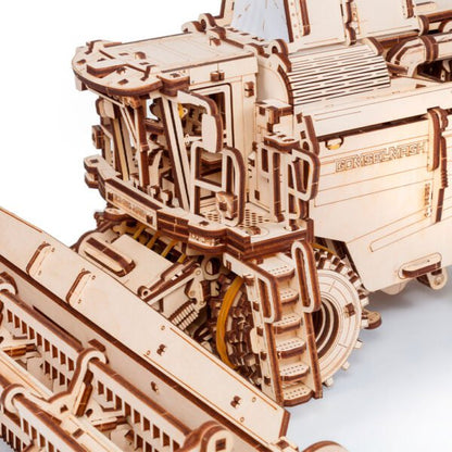 Eco Wood Art (Ewa) 3D Houten Puzzel Grain Harvesting Combine Gh800, 3380, 52,7X45,8X18,7 Cm