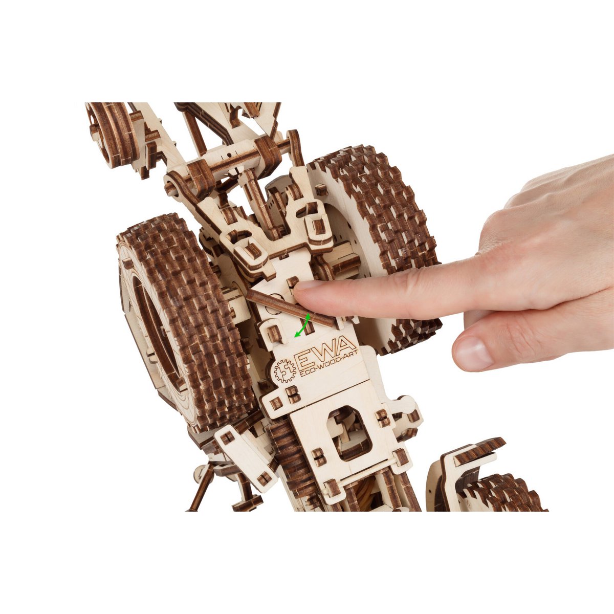 Eco Wood Art (Ewa) 3D Mechanische Puzzel Tractor Belarus 82.3 Met Ploeg (Plow), 3892, 36,2X11,8X15,6Cm