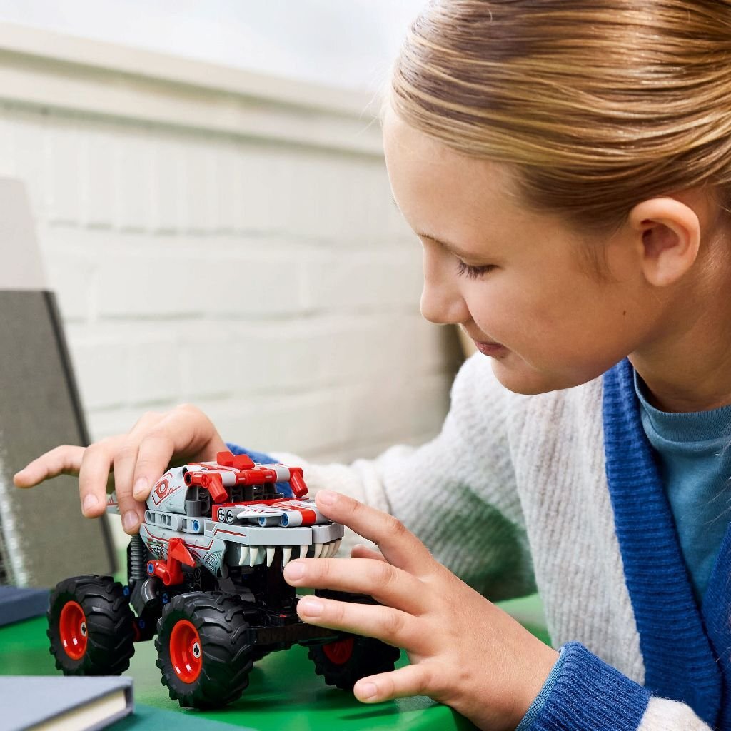 Lego Technic 42200 Monster Jam Thunderroarus Pullback