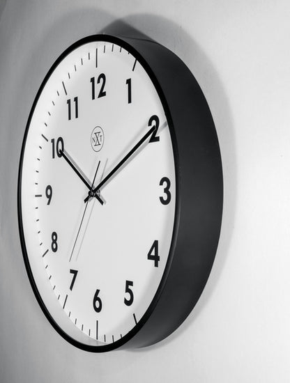 Nextime Nx-7317-V2 Wandklok Nxt Stil Uurwerk 40Cm Kunststof Zwart, Witte Wijzerplaat